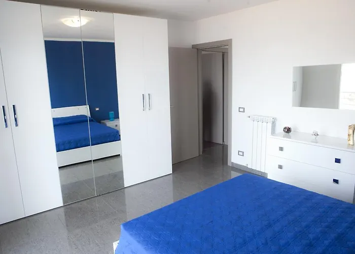 Vacanze Adelaide * 切法卢