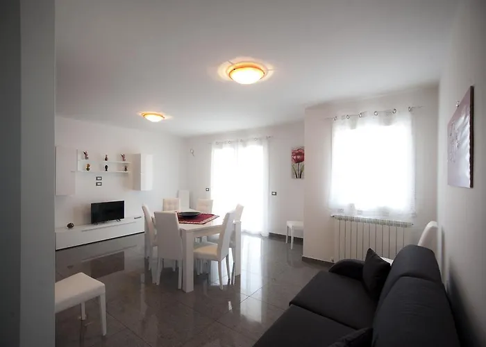 Vacanze Adelaide 切法卢